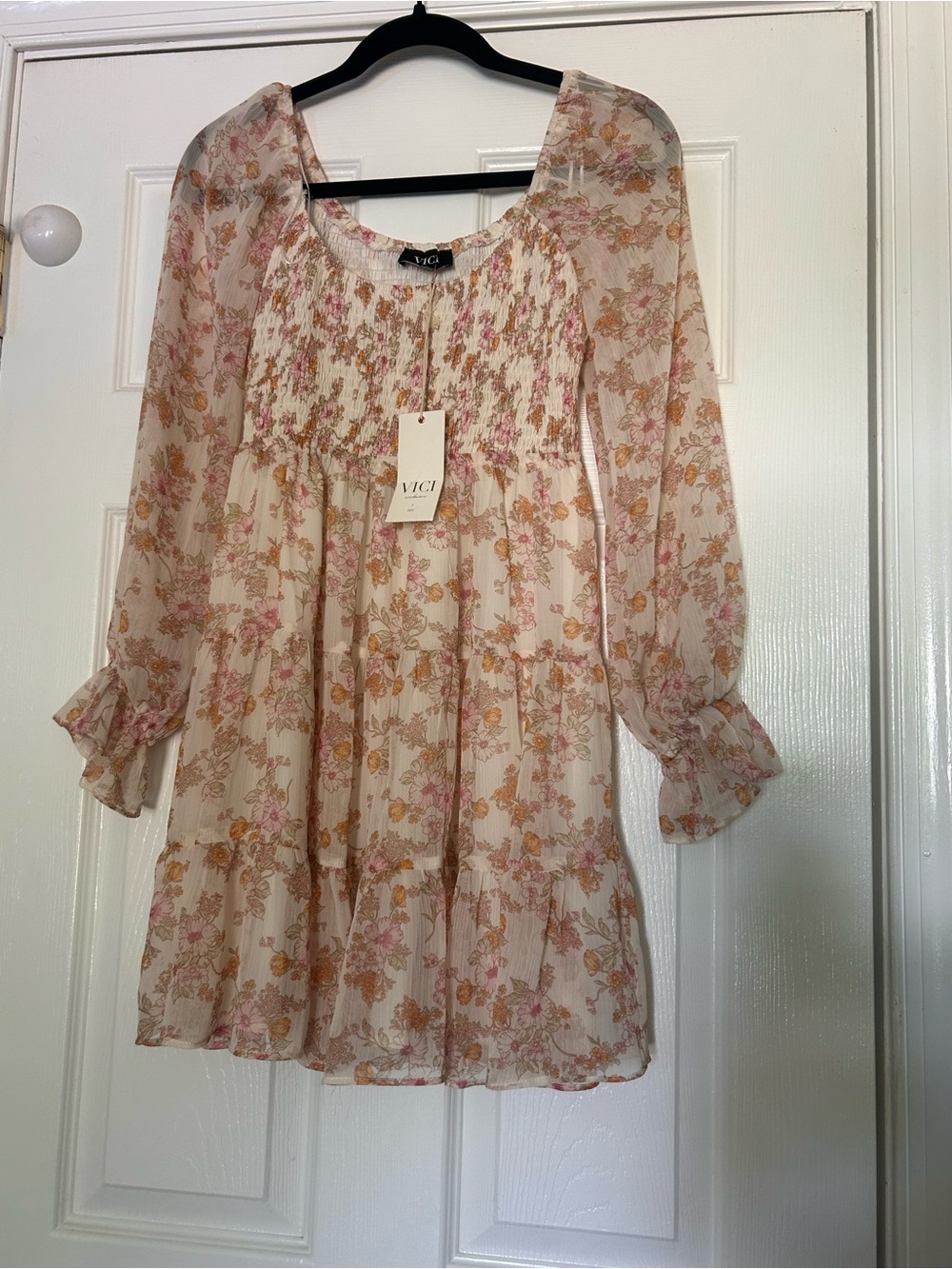 New with Tags Vici Long Sleeve Floral Boho Dress